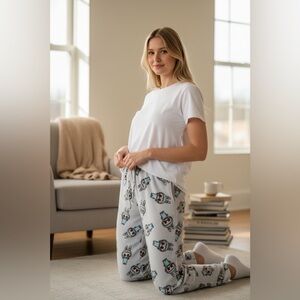 Labubu NWT Women’s Patterned Pajama Pants